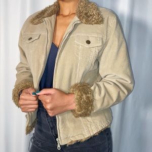 Vintage Scorpio USA Cream Sherpa (size XL)